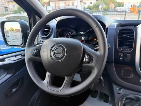 2015 Opel Vivaro — sličica 11