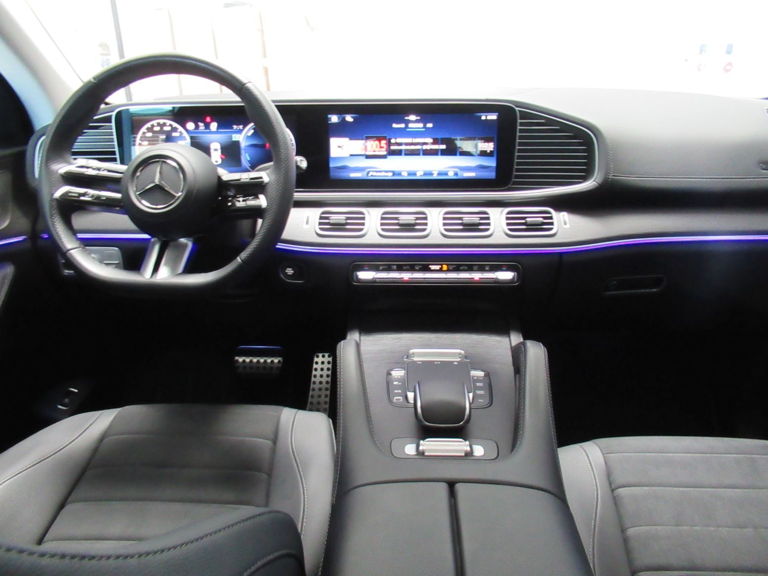 2025 Mercedes-Benz GLE — fotografija 14