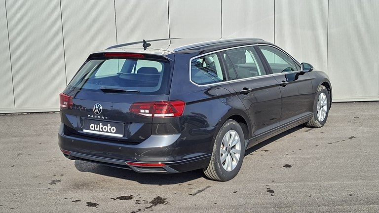 2021 Volkswagen Passat — fotografija 3