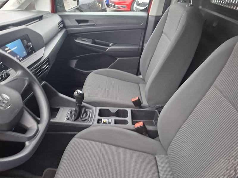 2021 Volkswagen Caddy — fotografija 12
