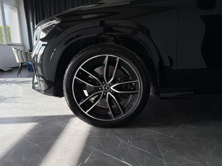 2025 Mercedes-Benz GLE — fotografija 8
