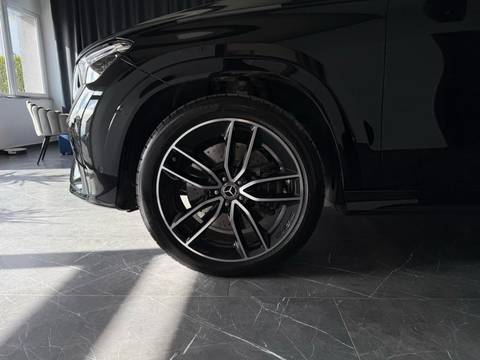 2025 Mercedes-Benz GLE — sličica 8