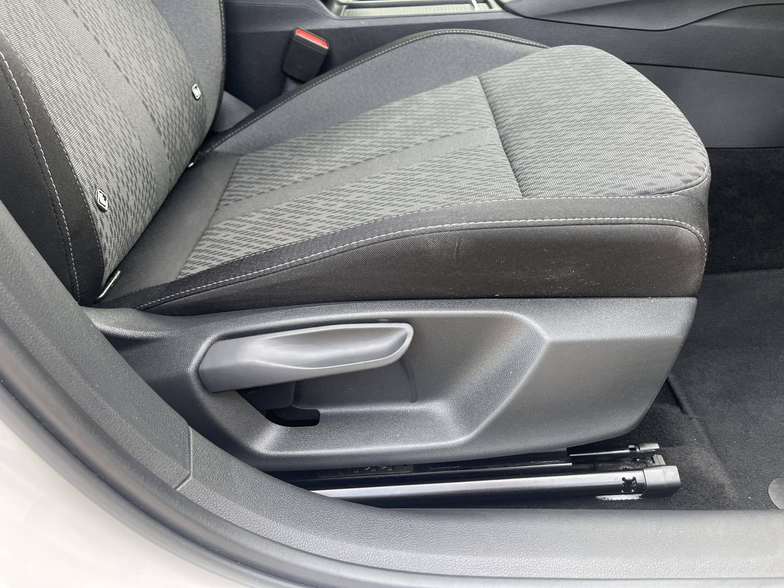 2022 Škoda Octavia Combi — fotografija 24