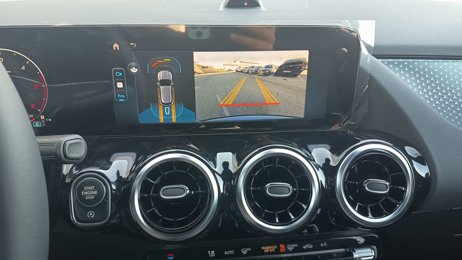 2026 Mercedes-Benz GLA — fotografija 10