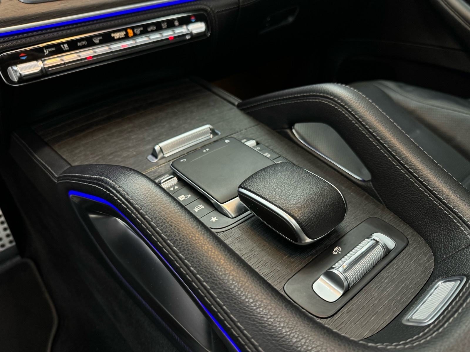2021 Mercedes-Benz GLE — fotografija 12