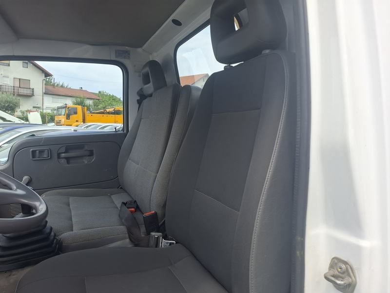 Nissan Cabstar — fotografija 13