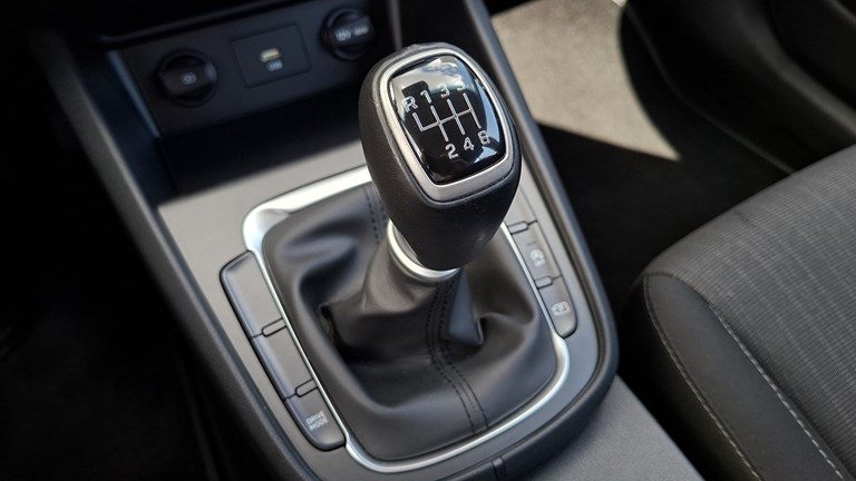 2023 Hyundai Kona — fotografija 16