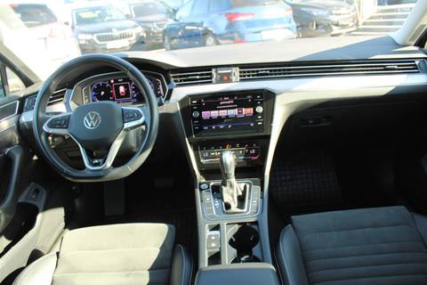 2022 Volkswagen Passat Variant — sličica 13
