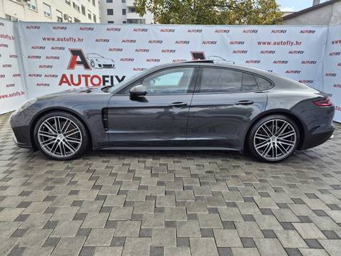 2017 Porsche Panamera — sličica 5