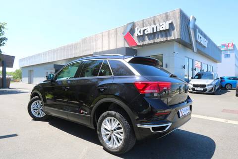2021 Volkswagen T-Roc — sličica 17
