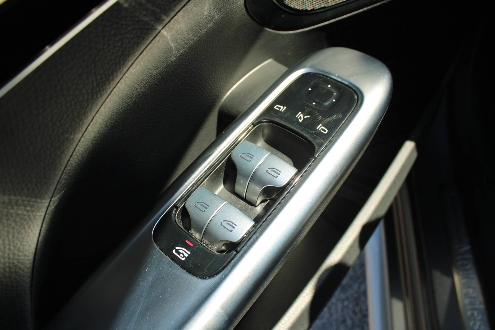 2024 Mercedes-Benz C-klasa — fotografija 15