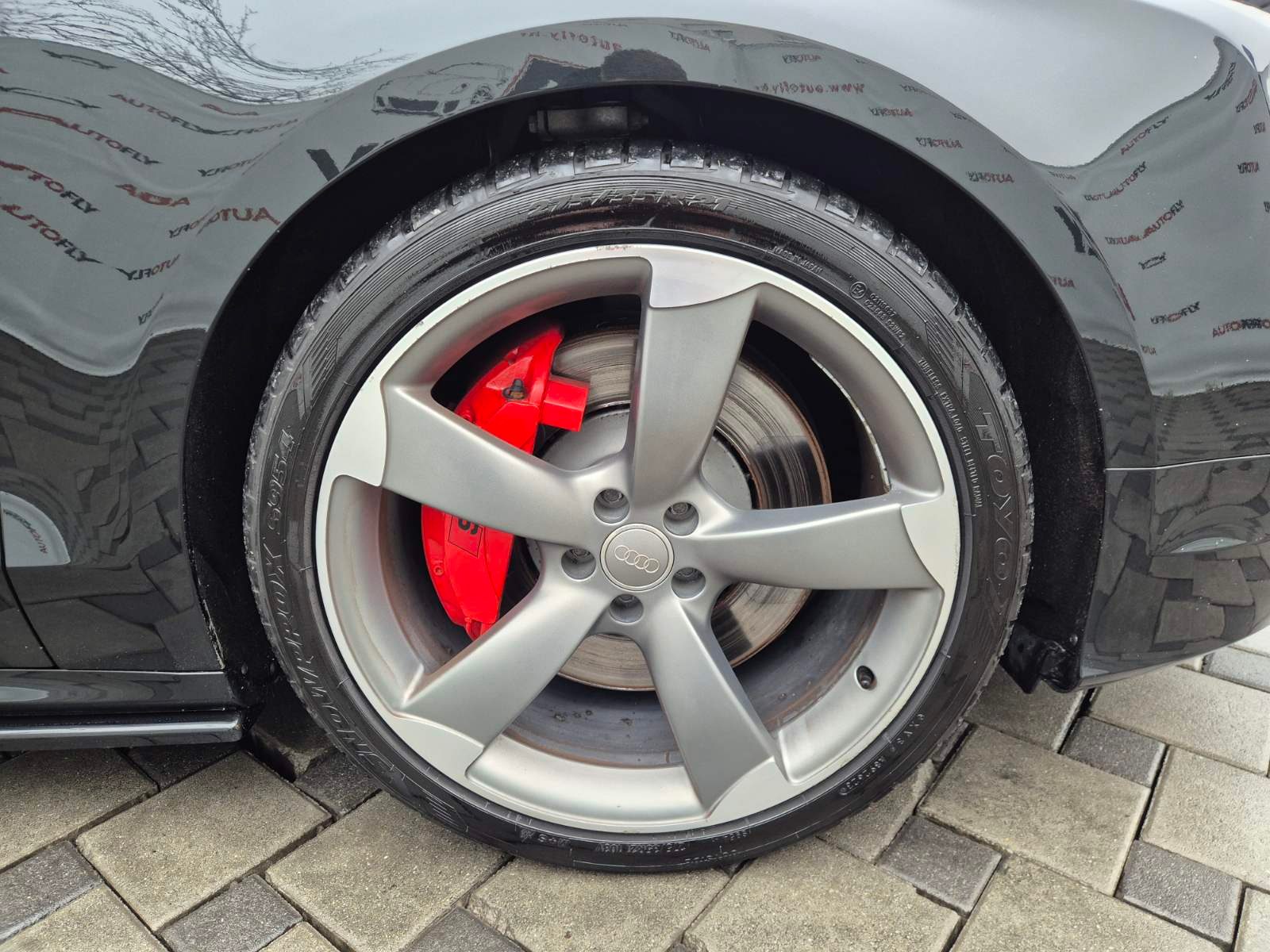 2012 Audi S8 — fotografija 28