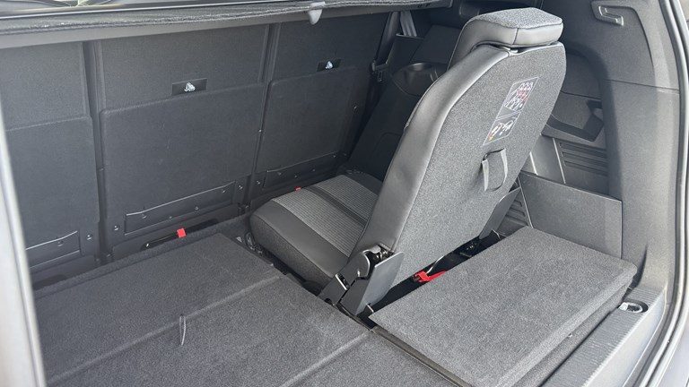 2023 Peugeot 5008 — fotografija 8