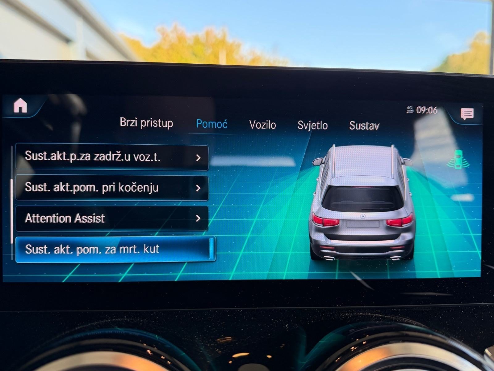 2021 Mercedes-Benz GLB — fotografija 22
