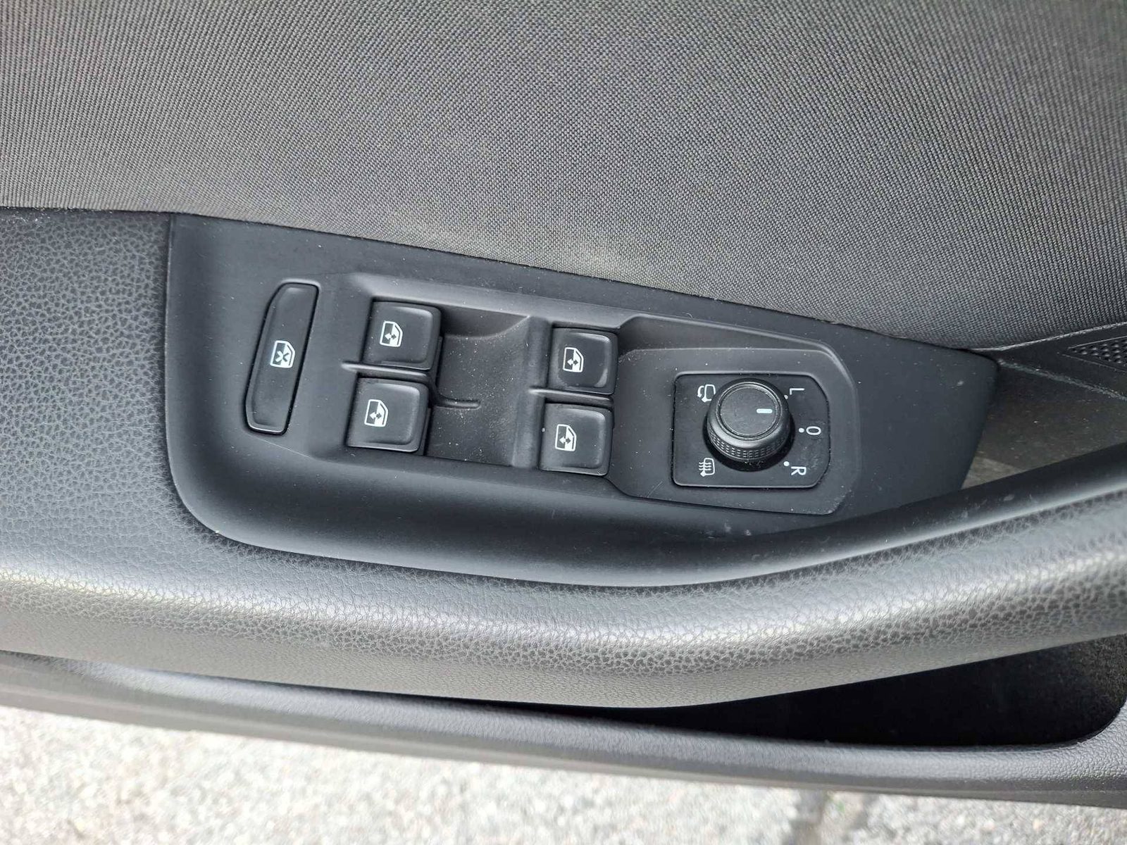 2018 Volkswagen Passat — fotografija 25
