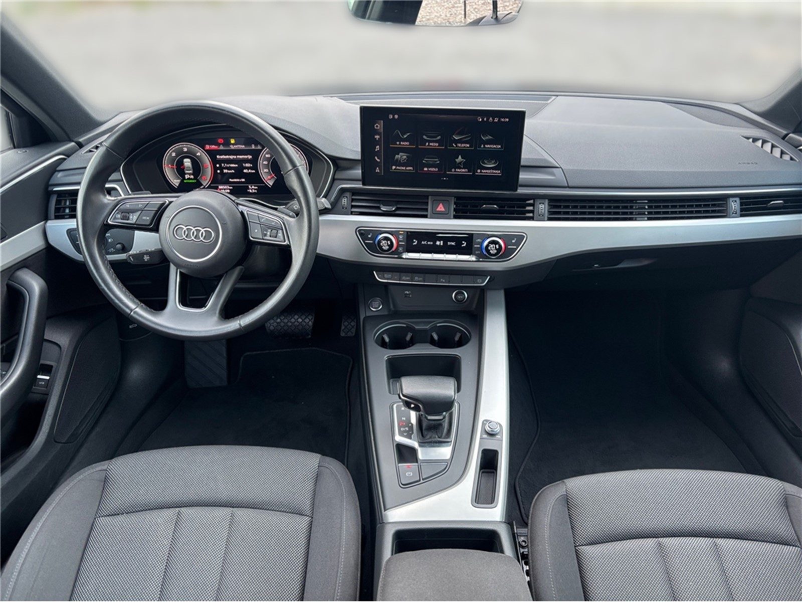 2022 Audi A4 — fotografija 10