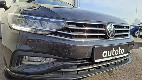 2021 Volkswagen Passat — sličica 21