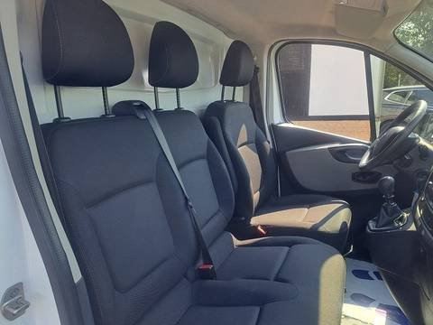 2019 Renault Trafic — sličica 13