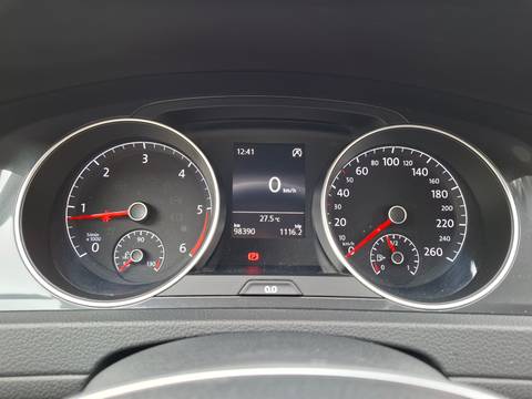 2019 Volkswagen Golf — sličica 16