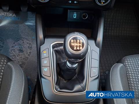 2020 Ford Focus — sličica 16