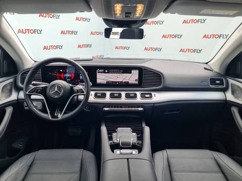 2025 Mercedes-Benz GLE — sličica 12