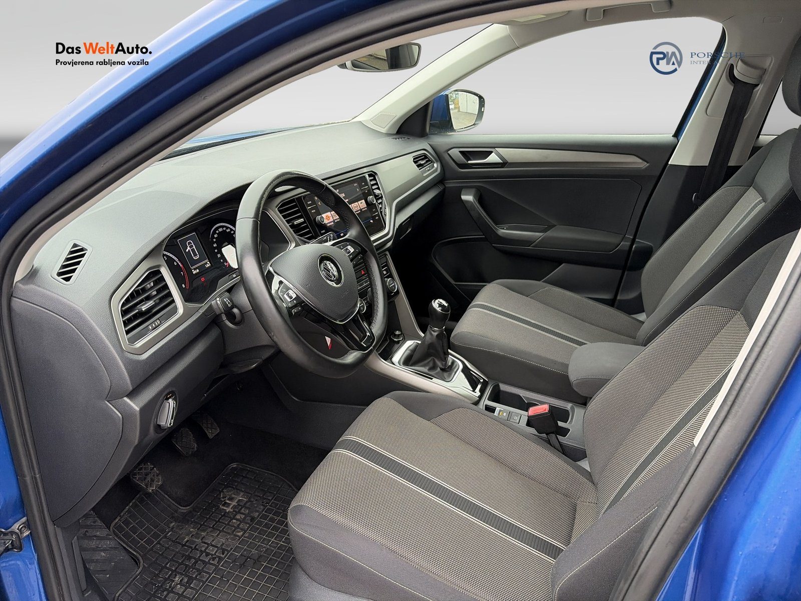 2020 Volkswagen T-Roc — fotografija 9