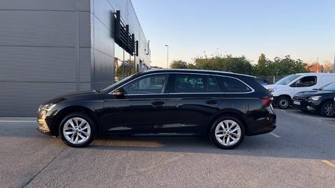 2023 Škoda Octavia — sličica 4