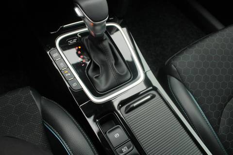 2023 Kia Xcee'd — sličica 17