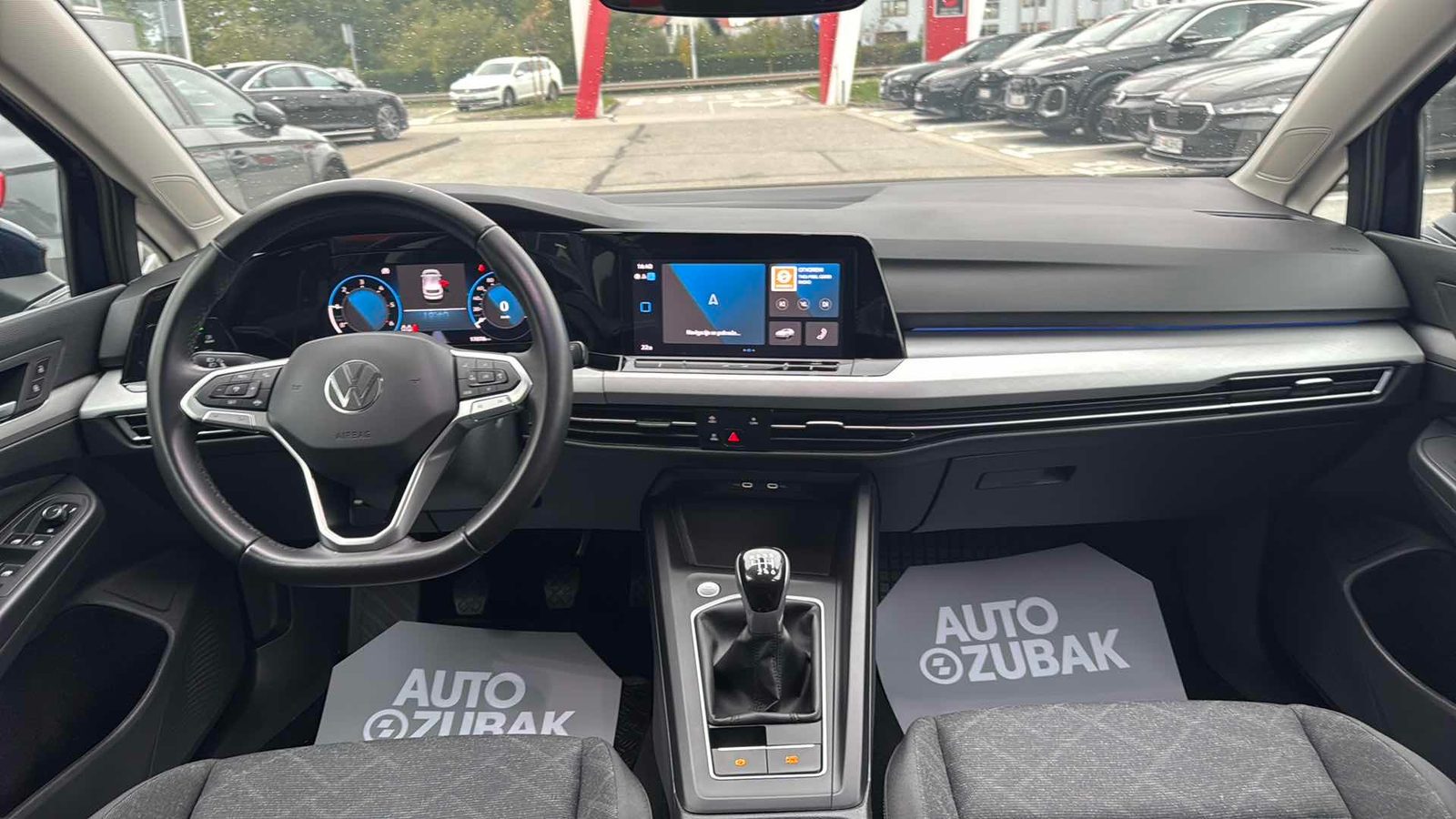 2024 Volkswagen Golf — fotografija 11