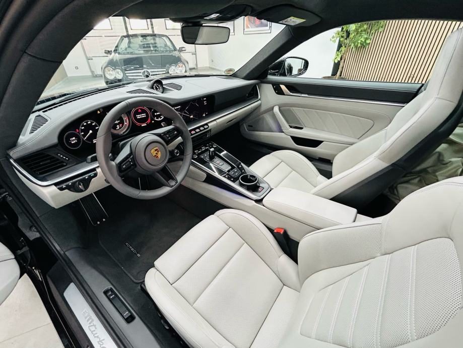 2023 Porsche 911 — fotografija 11