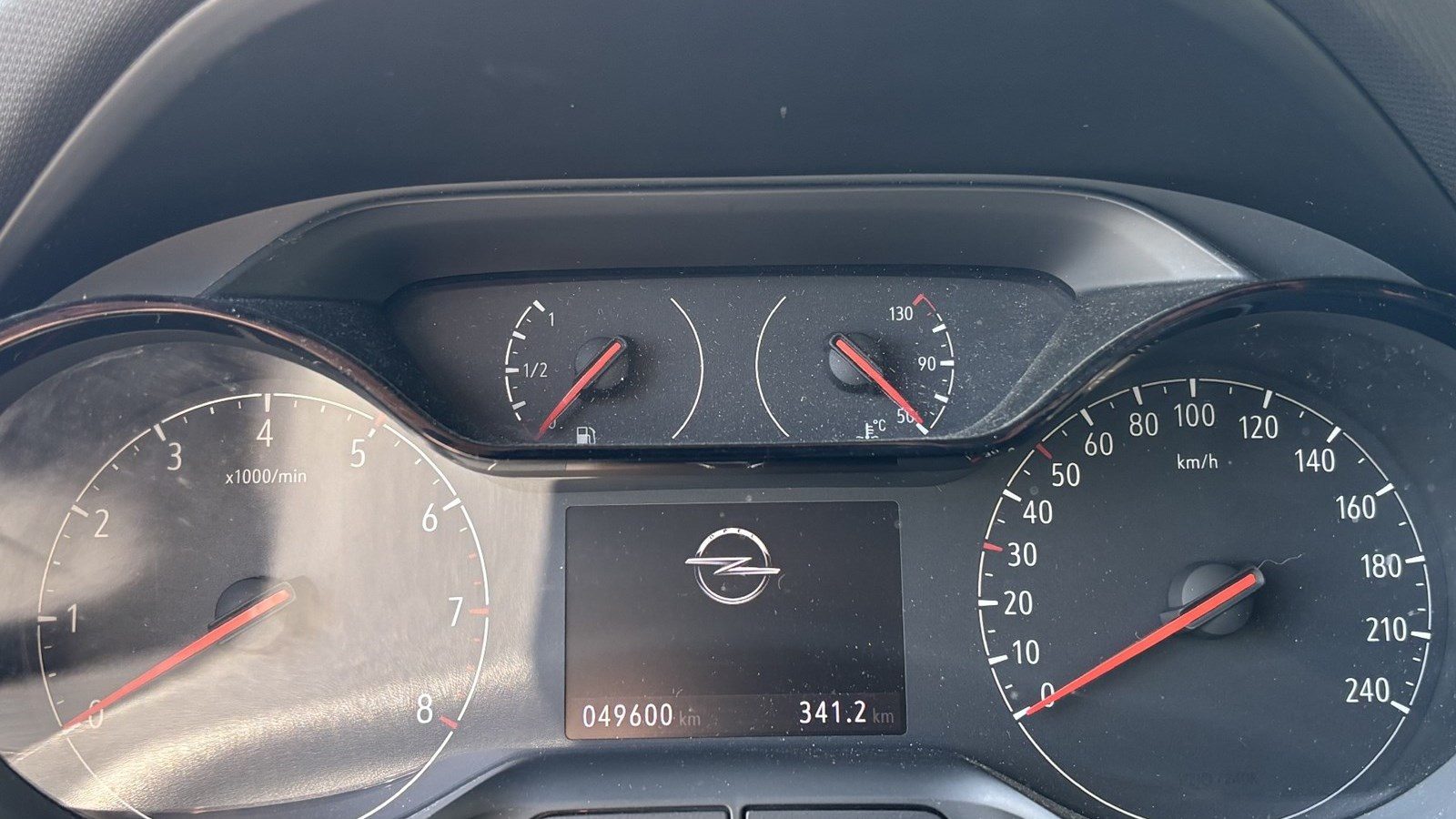 2022 Opel Crossland — fotografija 11