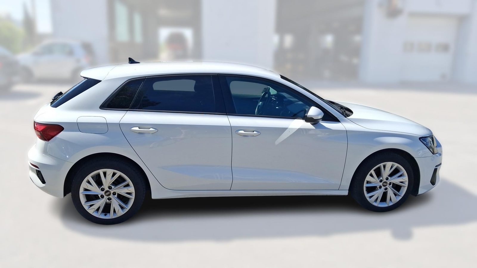 2023 Audi A3 Sportback — fotografija 8
