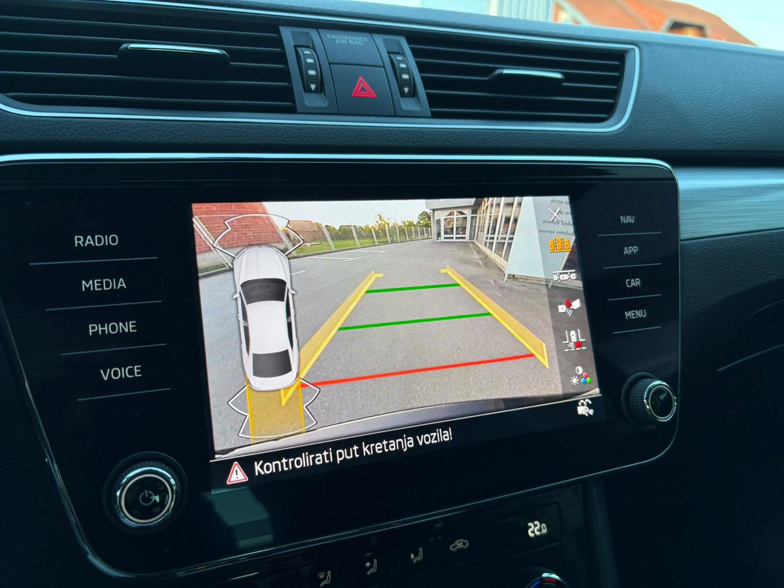 2021 Škoda Superb — fotografija 22