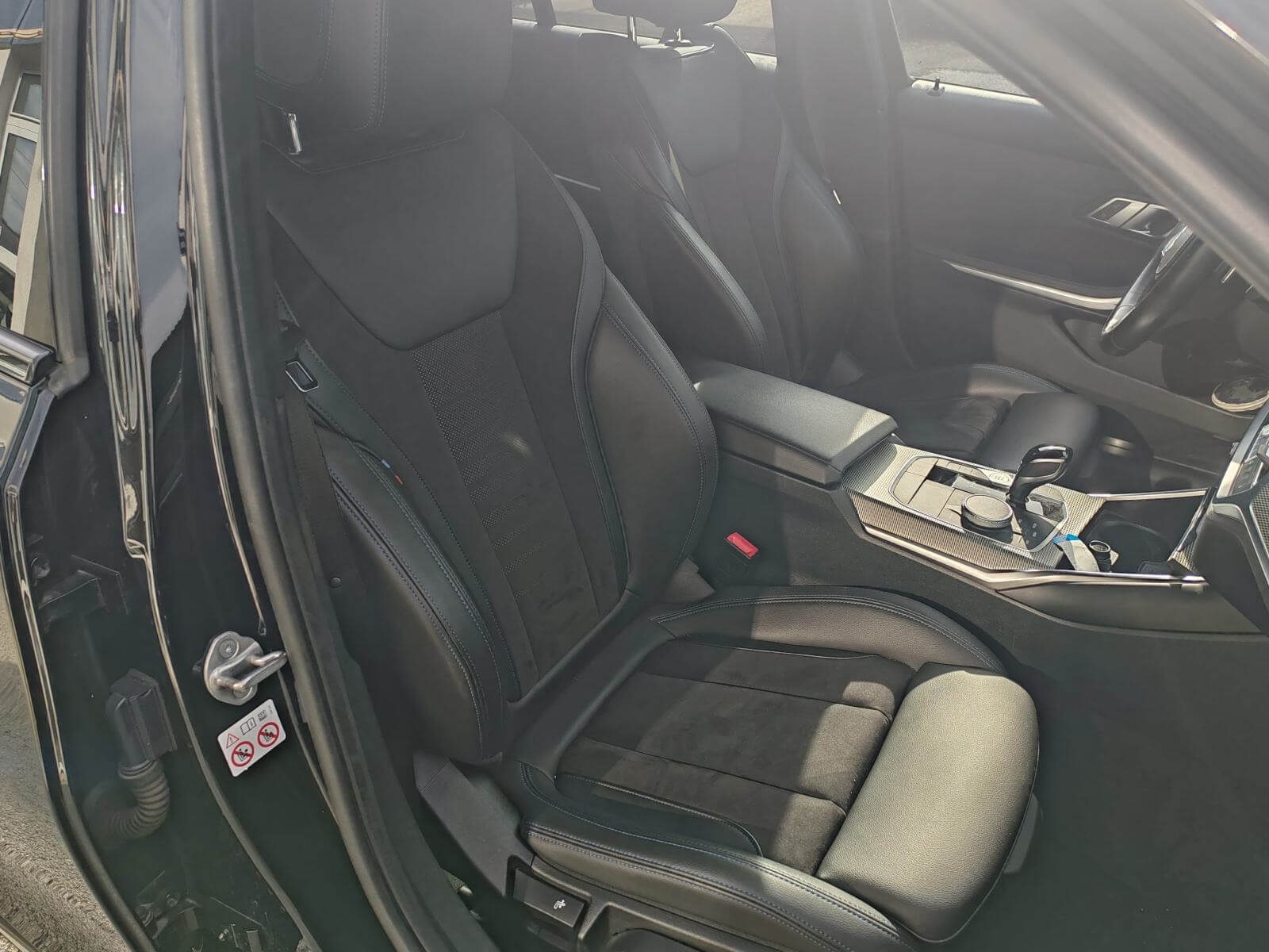 2022 BMW Serija 3 — fotografija 15