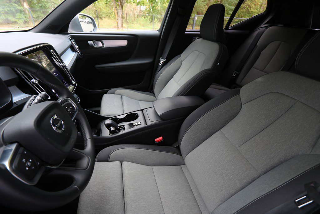 2026 Volvo XC40 — fotografija 6