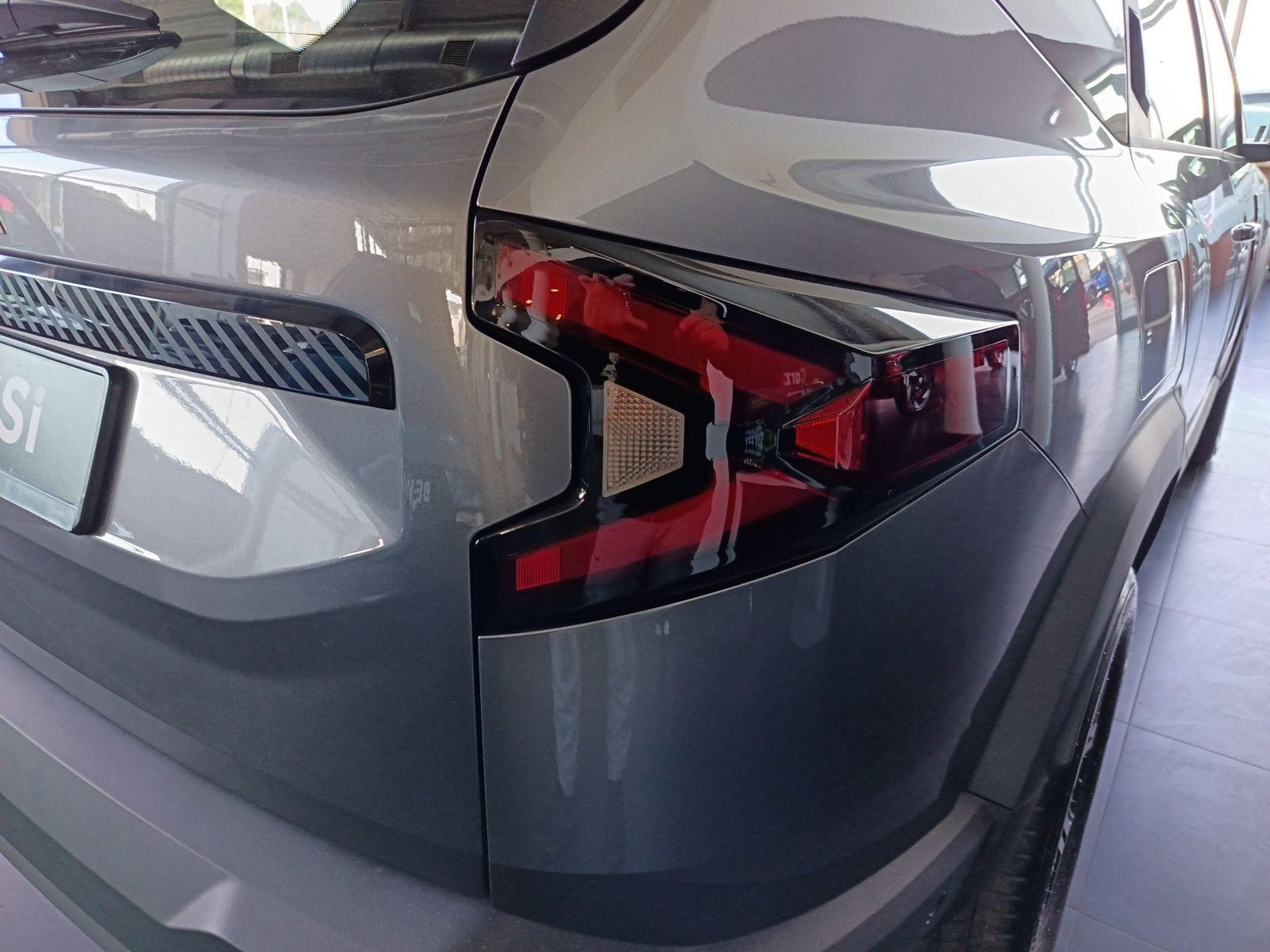 2025 Dacia Bigster — fotografija 8