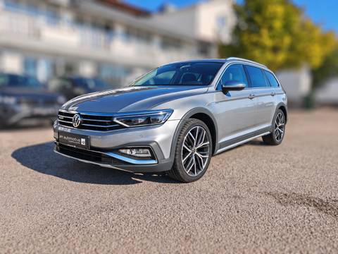 2020 Volkswagen Passat — sličica 2