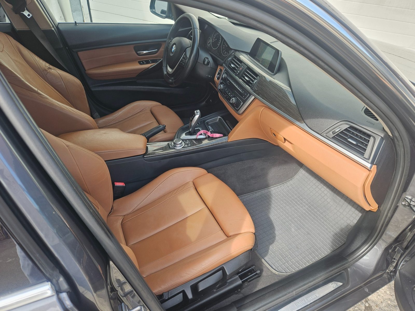 2013 BMW Serija 3 — fotografija 8