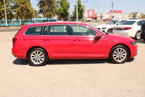 2022 Volkswagen Passat Variant — sličica 4