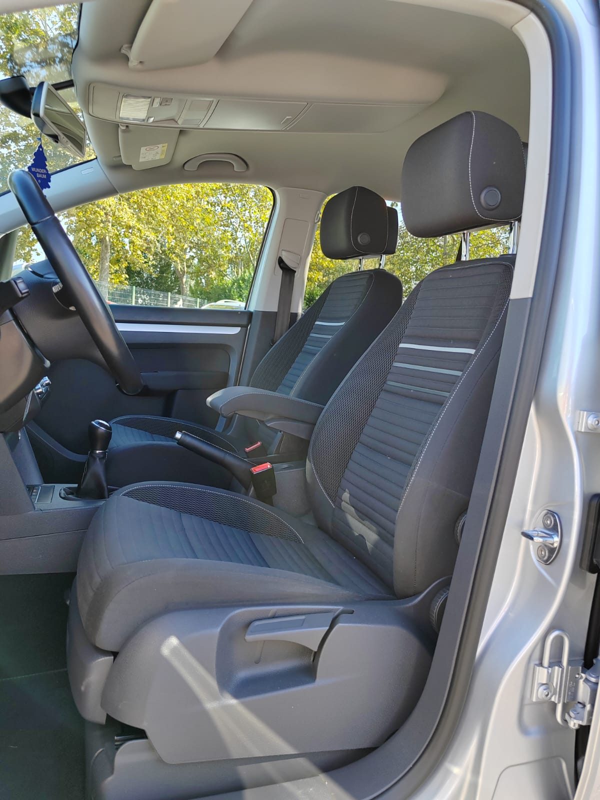 2014 Volkswagen Touran — fotografija 16