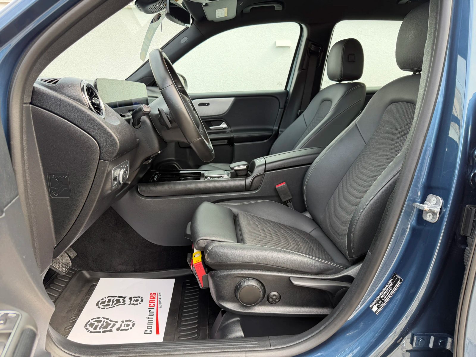 2023 Mercedes-Benz GLB — fotografija 14