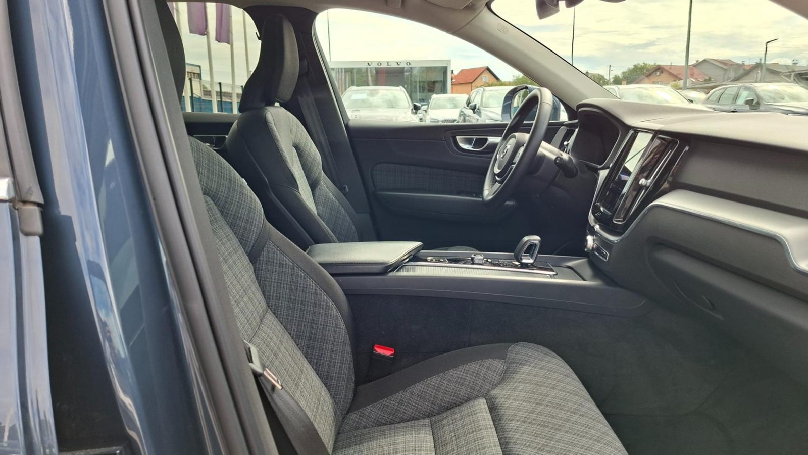 2023 Volvo XC60 — fotografija 5