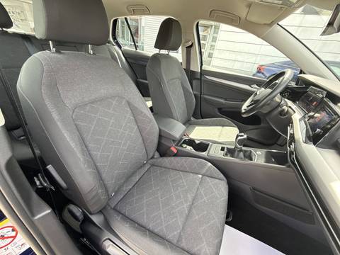 2024 Volkswagen Golf — sličica 23