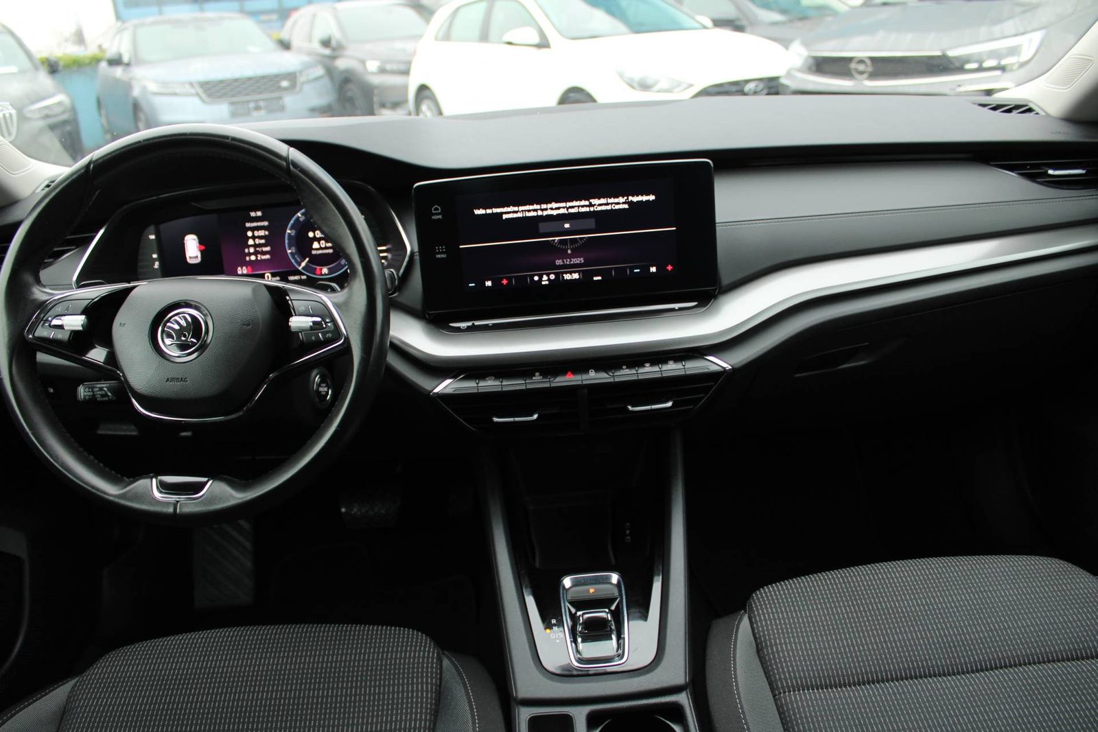 2022 Škoda Octavia Combi — fotografija 12