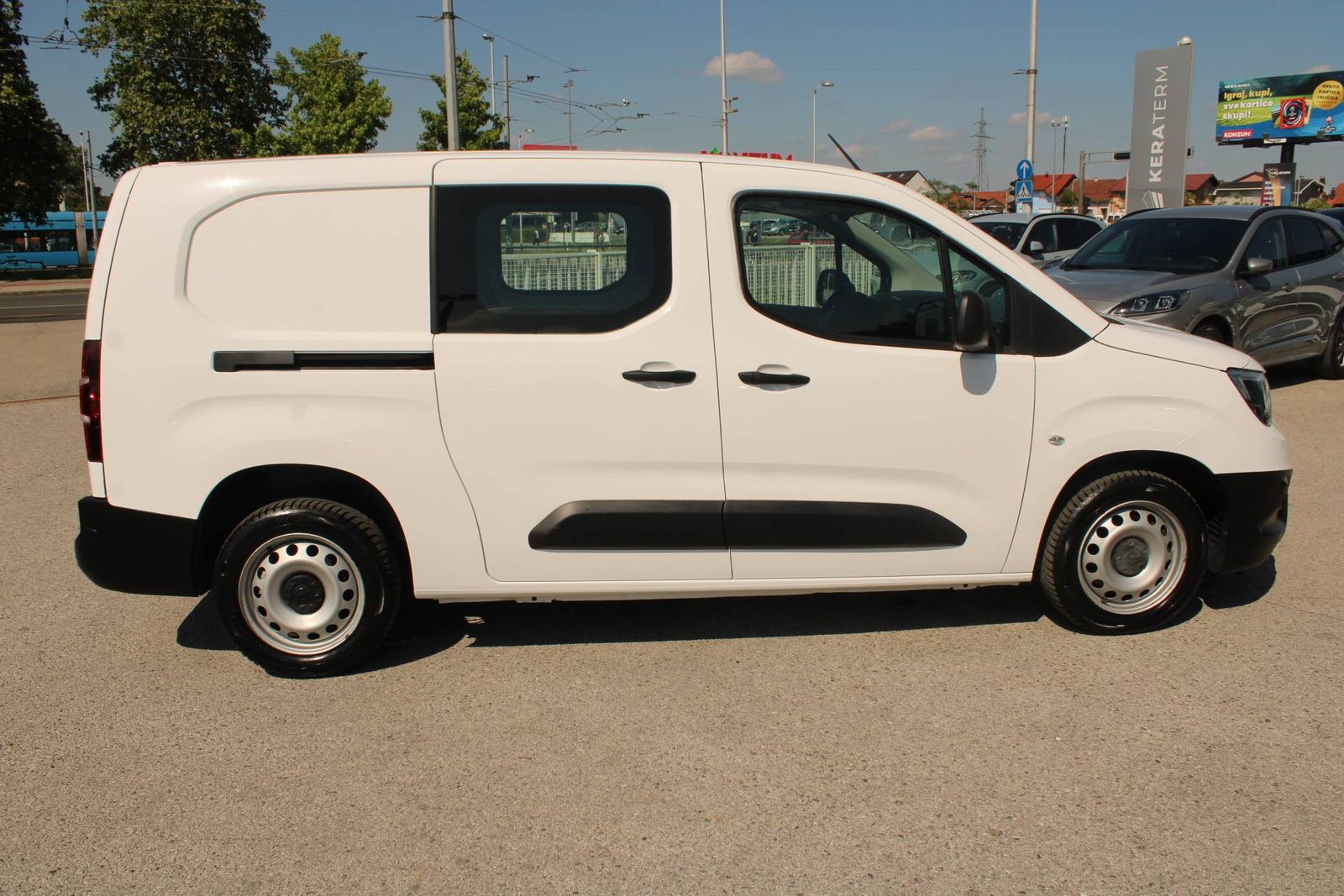 2021 Opel Combo — fotografija 4
