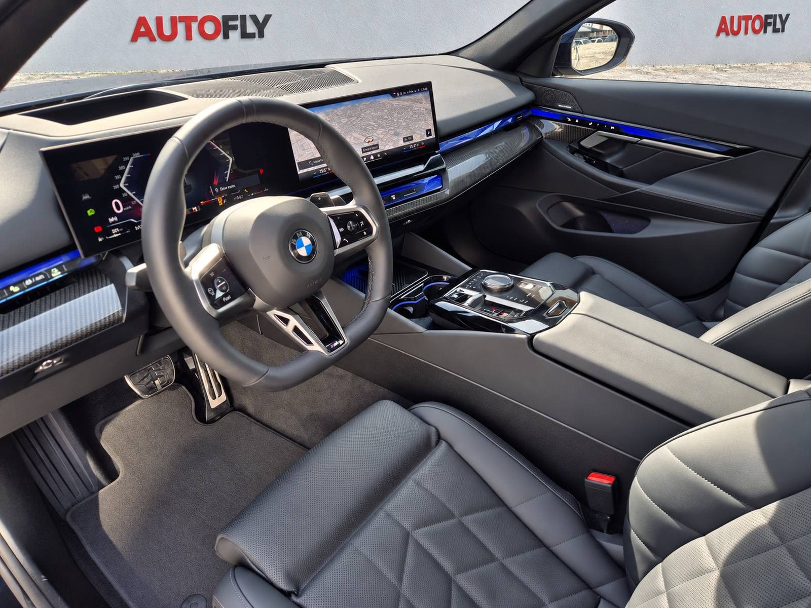 2026 BMW Serija 5 M Sport — fotografija 16
