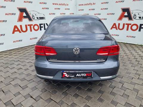 2015 Volkswagen Passat — sličica 7