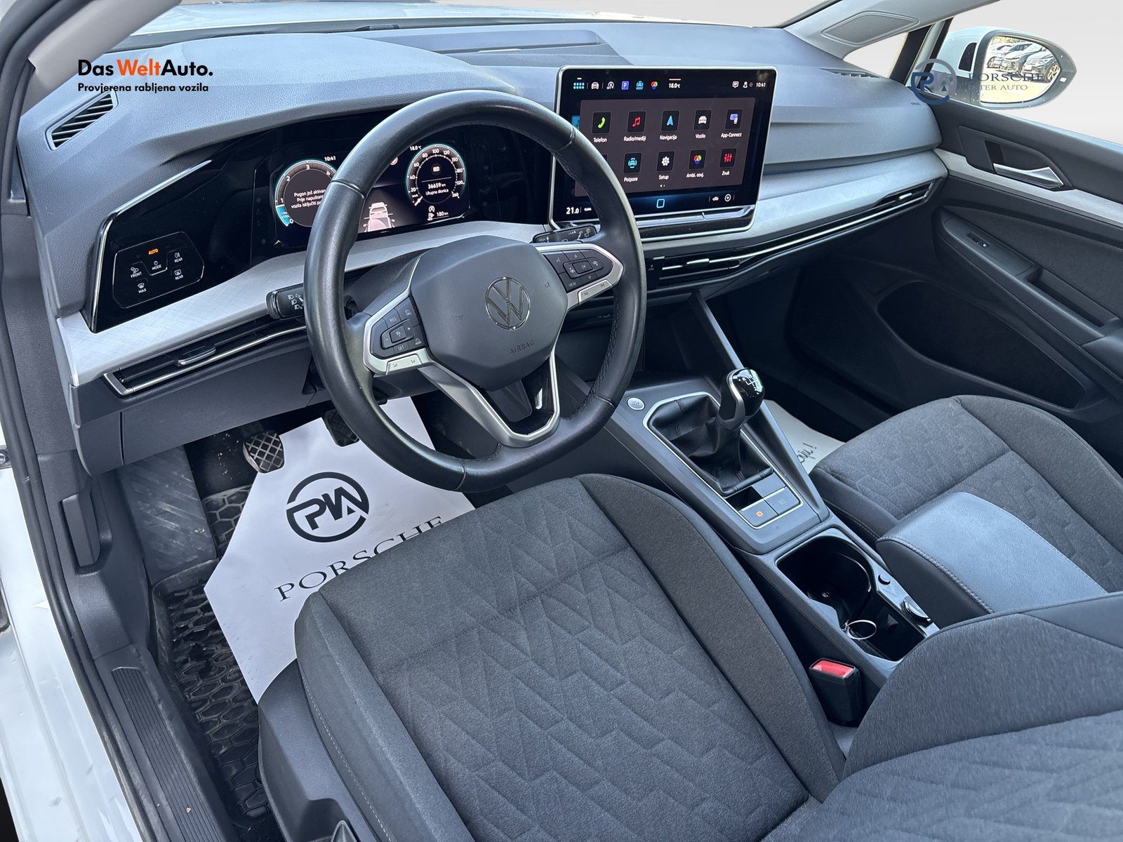 2025 Volkswagen Golf — fotografija 10
