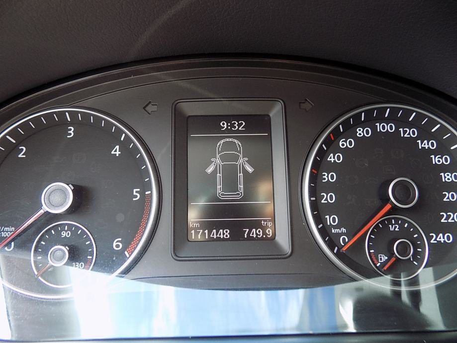 2014 Volkswagen Touran — fotografija 23