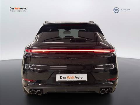 2023 Porsche Cayenne — sličica 6
